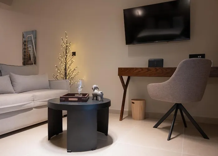 Апартаменты Isyra Loft